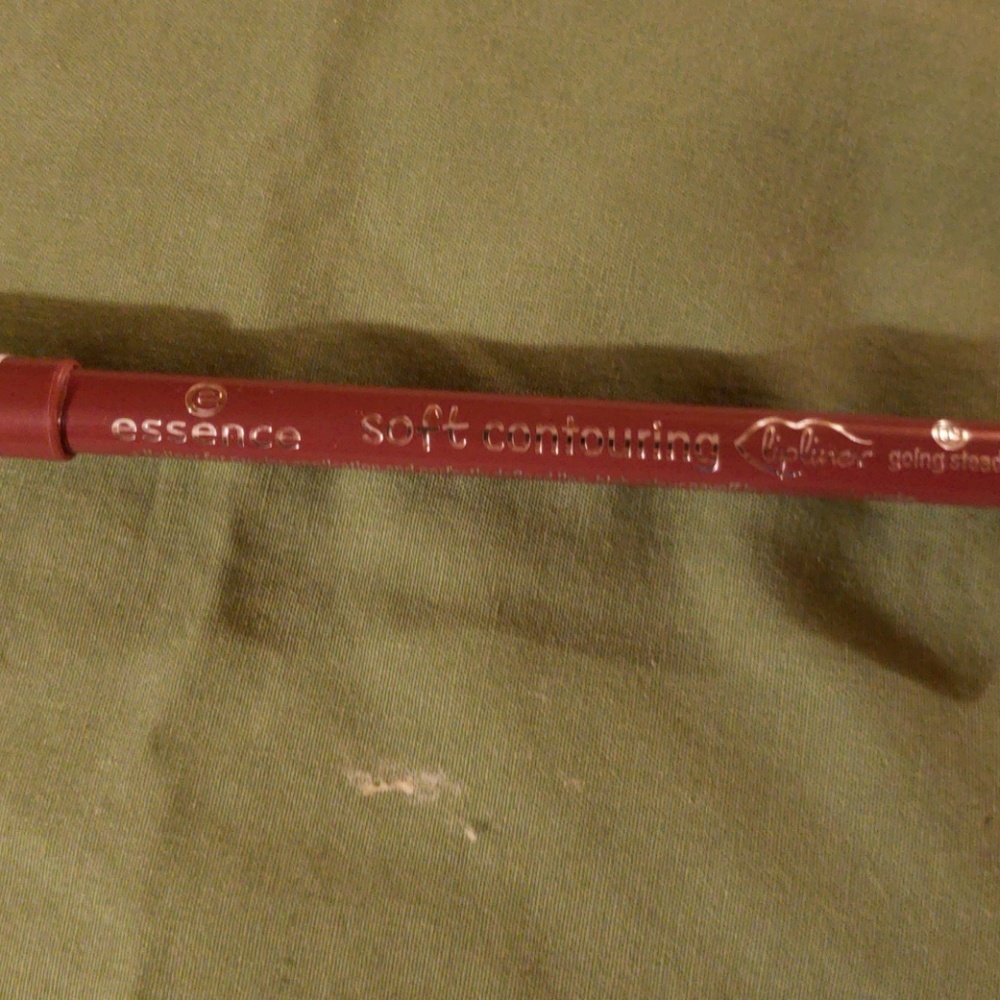 Going steady color lip liner